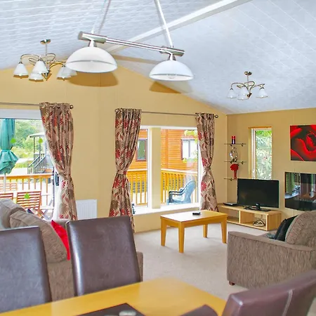 Paradise Lakeside 假日公园 *