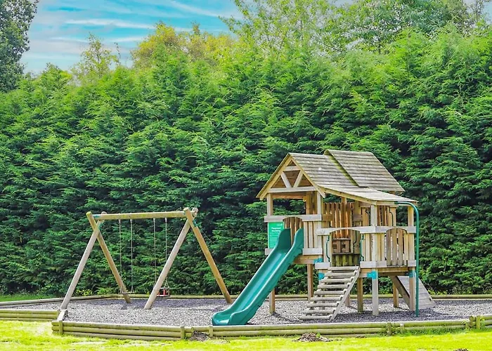 Paradise Lakeside 假日公园 *