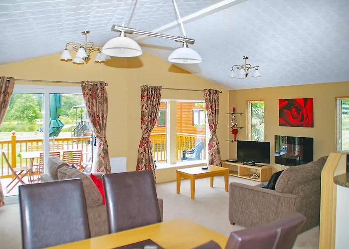 Paradise Lakeside 假日公园 *