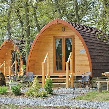 Holiday park Paradise Lakeside Lodges *