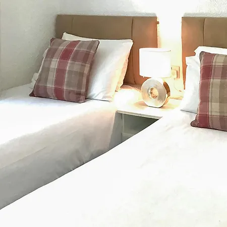 Paradise Lakeside Lodges Holiday park