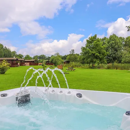 Tatil parkı Paradise Lakeside *